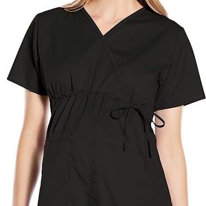 Maternity scrub top